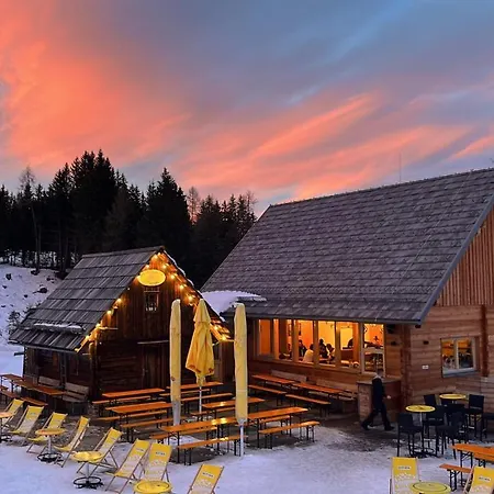 Semesterbostad Alpenferienhaus Kreischberg